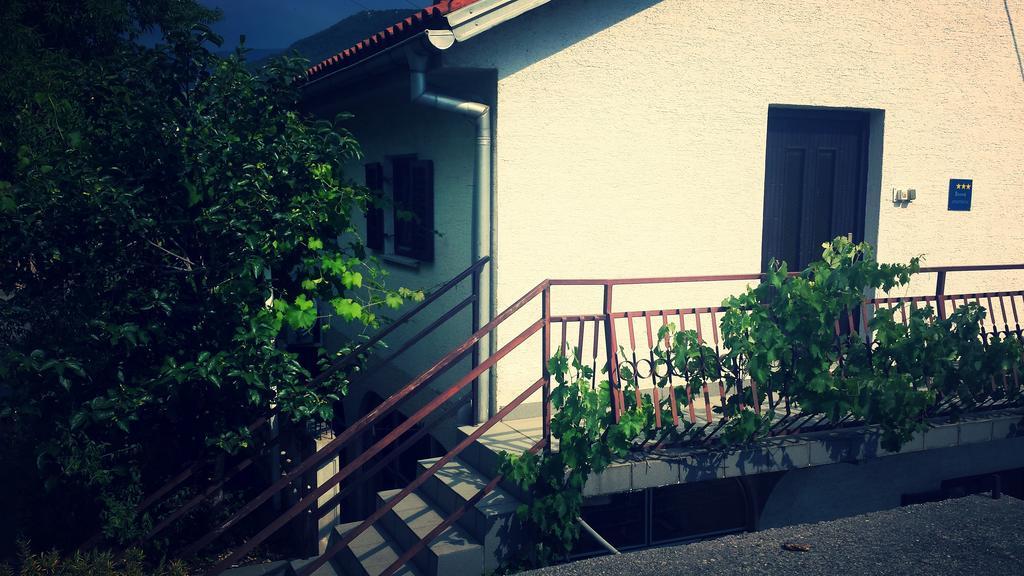 Apartmani Cempres Senj Senj  Room photo