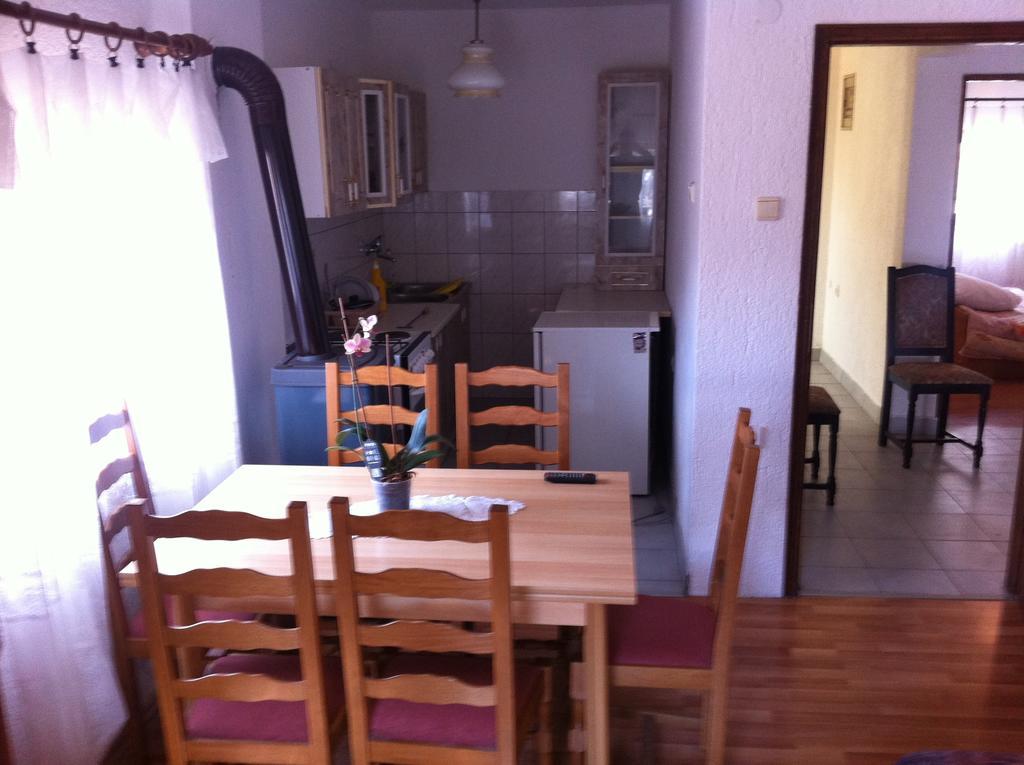 Apartmani Cempres Senj Senj  Room photo